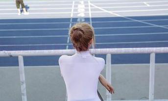 你以为你知道高清写真？爱丝独家的还真会让你刮目相看。