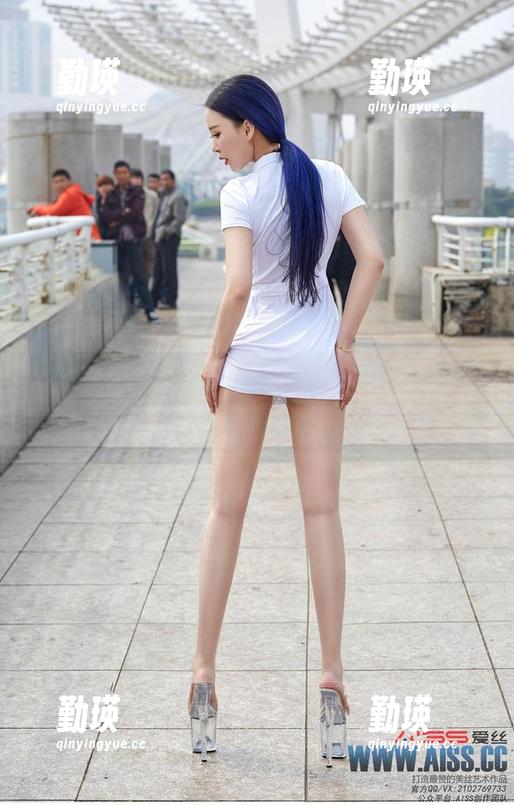 更新来了！爱丝的公路魅影，路上的风景就该这样迷人。
