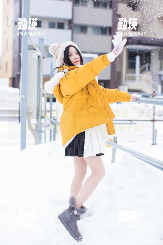 IMiss爱蜜社 - 九尾Ivy最新作品“夏天”本来是个图，却搞得我想喝椰子水！
