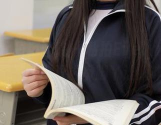 MFStar模范学院 – 私拍Evelyn艾莉，美图里的那双粉嫩脚丫让人咋舌