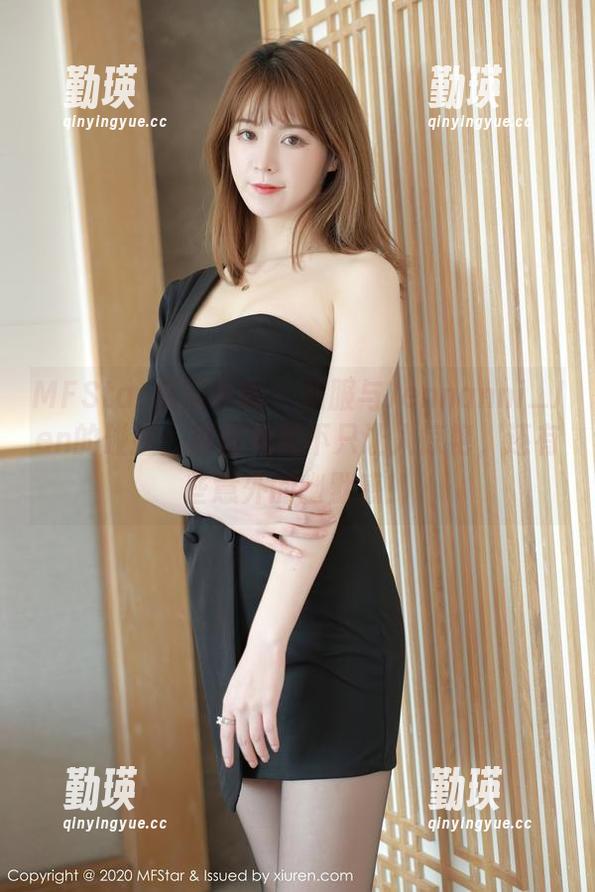 MFStar模范学院 - 和服与Jennanni_Jen的碰撞：高清美图不只让人惊艳，还有些意外的幽默感！