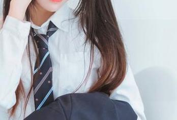 总觉得兔女郎和写真有种说不出的缘分，看完喵糖映画这组照片，更加坚定这个想法！