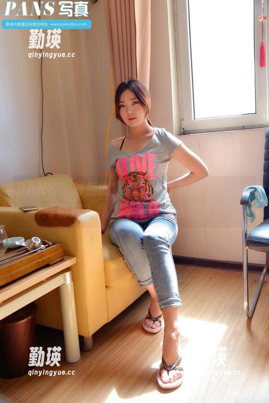PANS - 最后的紫萱女仆写真集，原图不可错过？我也不知道怎么回事！