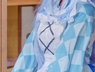 在Sayako＿今年4岁的镜头下，玛丽罗斯高清写真散发什么魔力？