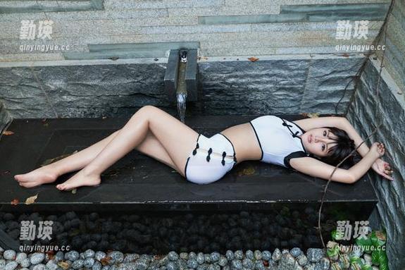 TuiGirl推女郎 - 假期你准备去哪儿？看赵惟依的泳装精选，也许能给你个好点子！