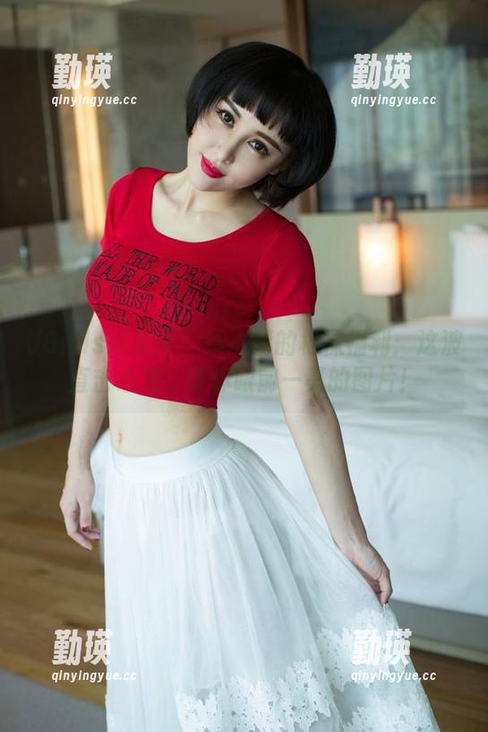 UGirls尤果网 - 周心情的棉袜福利：这波直击心灵，让你眼前一亮的图片！