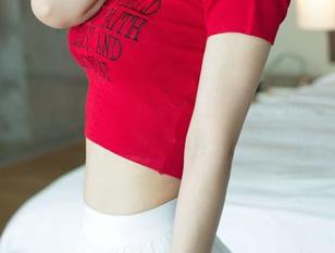 UGirls尤果网 – 谁说夏日写真的王谨轩就只有清凉？私房照来点儿火花
