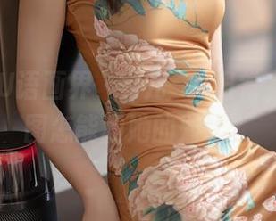 XIAOYU语画界 – 玥儿玥的日常，我的原图怎能和她的对比？