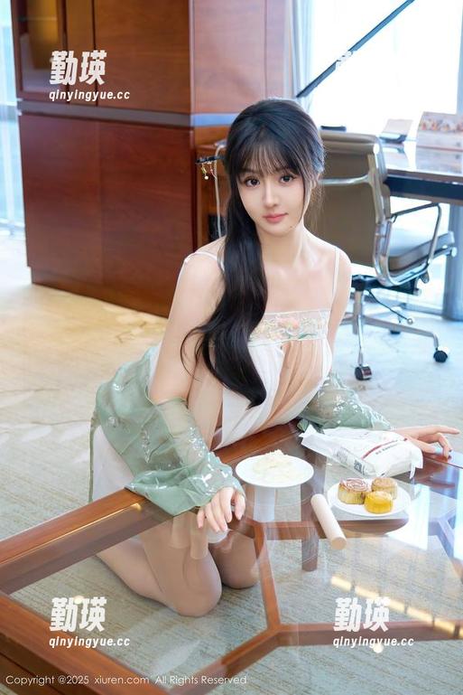 Xiuren秀人网 - Carol周妍希的写真集——温柔只是一种包装吗？分享我的小观察