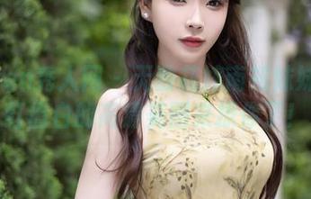Xiuren秀人网 – 无敌花嫁南初妹妹：唇红齿白的高清美图来撩你了！