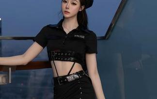 Xiuren秀人网 – 安妮Tess修女私房，图片里透着小叛逆