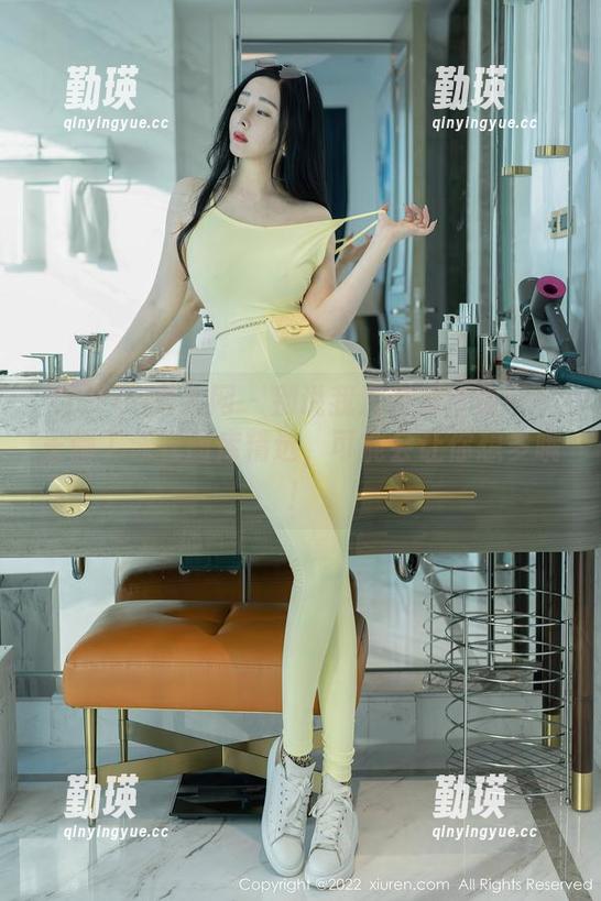 Xiuren秀人网 - 别说我没有提醒你——王俪丁泳衣图库精选，可能会让你想多哦！