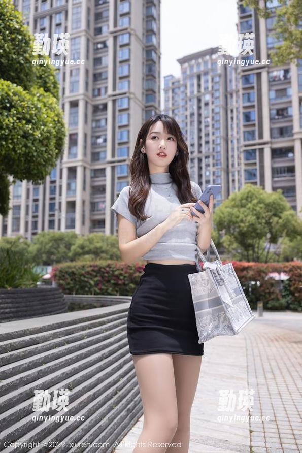 Xiuren秀人网 - 甜七七的镂空合集——轻盈与思绪碰撞