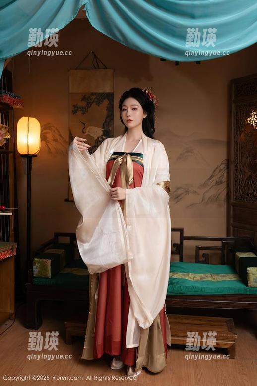 Xiuren秀人网 - 超乎想象的蛋蛋宝校园写真，资源送给你！