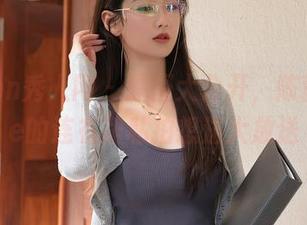Xiuren秀人网 – 原图大公开，陈茜妮zoe的连衣裙私拍想法大放送
