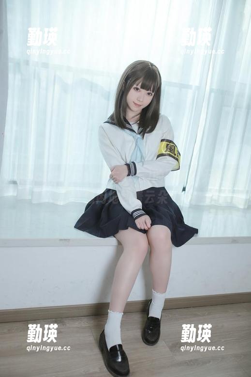 在asagiriai(爱ちゃん)的图库，天使们悠闲地翻着云朵