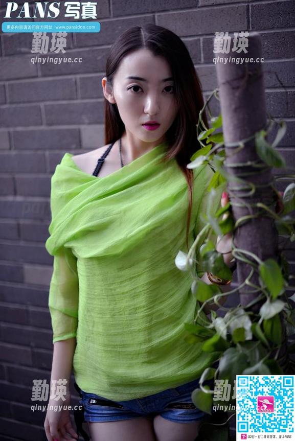 pans - 从严肃到沙雕，小鱼修女福利写真轻松转型！