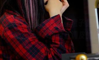pans – 啊，这张图片的美惠子是我幻想中的女仆吗？分享一下这些调皮的想法。