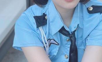谁说奶牛不能性感？けん研的写真好像瞬间打破了一些偏见。