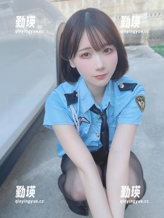 谁说奶牛不能性感？けん研的写真好像瞬间打破了一些偏见。