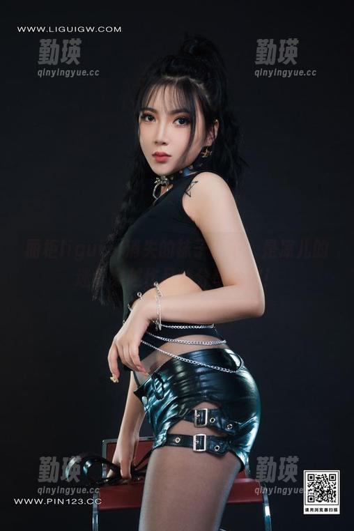 丽柜ligui - 消失的袜子？不，是凉儿的迷丝穿越作品集分享给你！