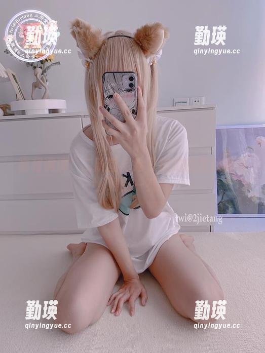 福利满满！二阶堂宅绘子旅拍的图片真让人眼前一亮！