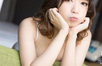 克拉女神 – 清纯飘然而至——YOYO的美图精选是一块魔板？