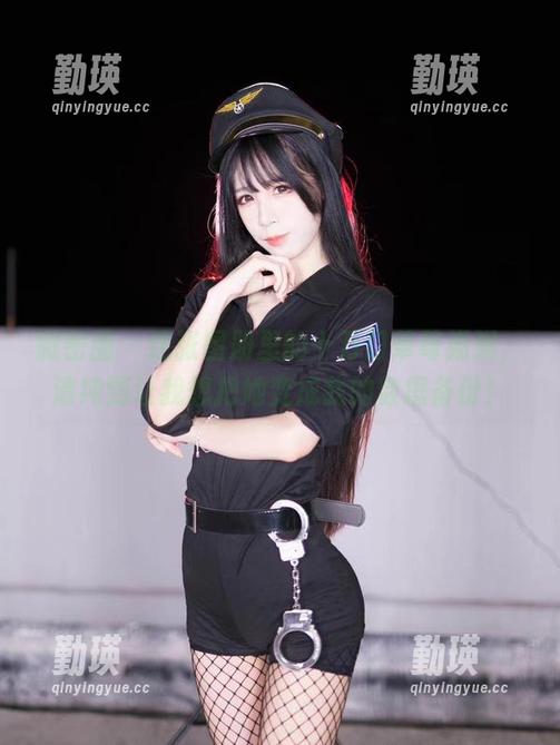 微密圈 - 这张图册里的十万口草莓粥粥，清纯到让我想把她变成我的数据备份！
