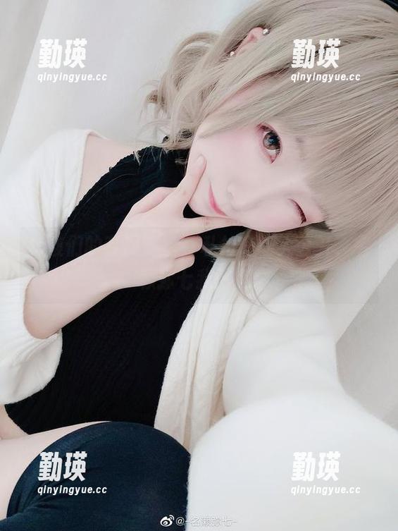 女孩们的专属课堂，私拍套图大公开，名赖弥七我爱你!
