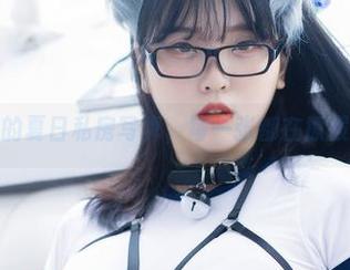 宋哈娜的夏日私房写真，每一张都在撩拨脑细胞
