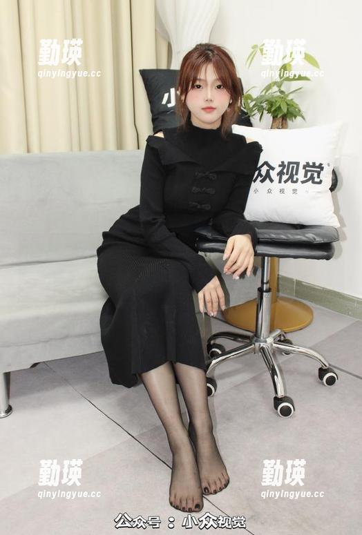 小众视觉 - 兰兰豹纹套图：像极了一场不小心的时装发布会，等你来分享哦！