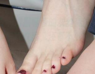 小众视觉 – 发掘蓉蓉的灰丝美图，你不仅只能静静壁纸收藏，还有不少段子可以说！