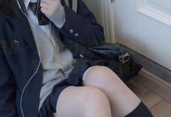 少女秩序 – 鹿可与豹纹的约会：一场视觉与风格的奇趣之旅！