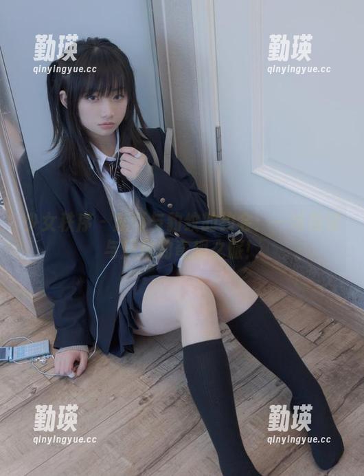 少女秩序 - 鹿可与豹纹的约会：一场视觉与风格的奇趣之旅！