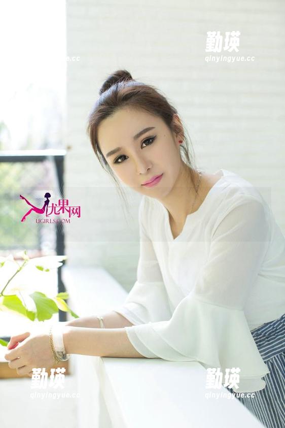 尤果网 - 不止于二，李焱双人写真合集里的别样精彩
