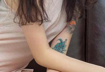 尤果网 – 球球的全套礼服写真，谁说只能在婚礼上穿？