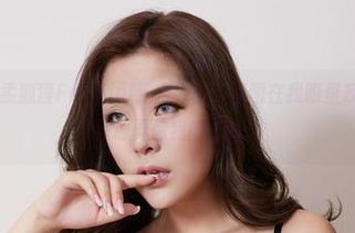 尤物馆 – 当孟狐狸FoxYini遇上纯白，原图在我眼里反复折腾，资源愚弄你我的心智。