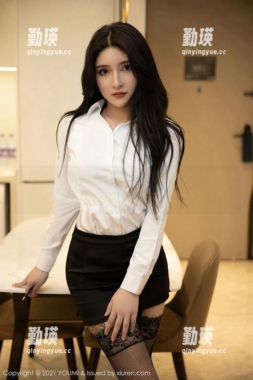 尤蜜荟 - 别问为什么爱这眼镜，在奶瓶土肥圆的套图里都有答案！