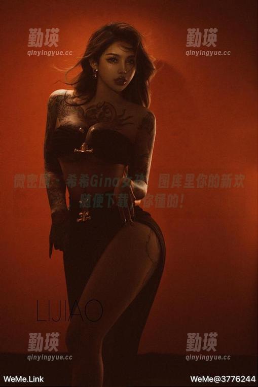 微密圈 - 希希Gina女孩：图库里你的新欢，随便下载，你懂的！
