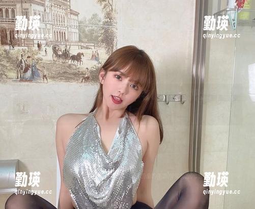 微密圈 - 张思允nice图库：老板的指令把我整成这样！