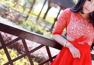 推女神 – 在线邂逅晓艾fafa的夏日图集，让你不忍眨眼的好奇。