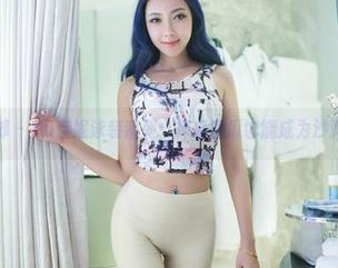 推女郎 – Yu佳妮泳装系列：捧着西瓜也能成为沙滩女神
