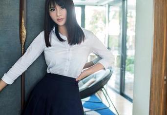推女郎 – 娜露的短裤最新一辑，看图集里的清爽时光，真的是太合我胃口了！