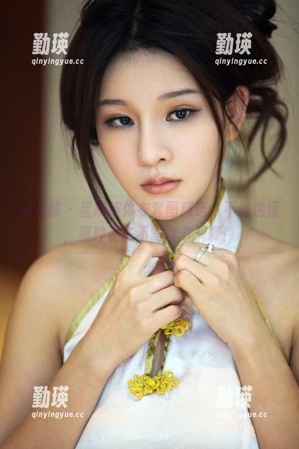 推女郎 - 星辰连体衣套图精选，不说也懂，那种姿态不需要多解释！