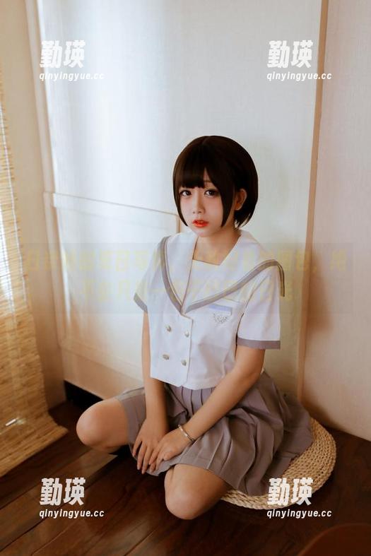 日奈娇的夏日写真，无敌好看的图包，绝不会只是一包干巴巴的日光