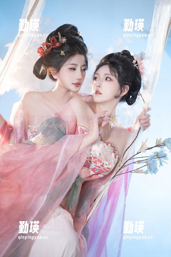 看！星澜是澜澜叫澜妹呀用职业装诠释‘认真’与‘俏皮’的高清写真