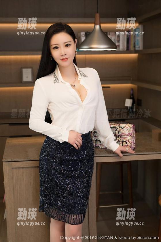 星颜社 - 清妙的修女写真：不把信仰冷冰冰的，谁说活动一下不可以？