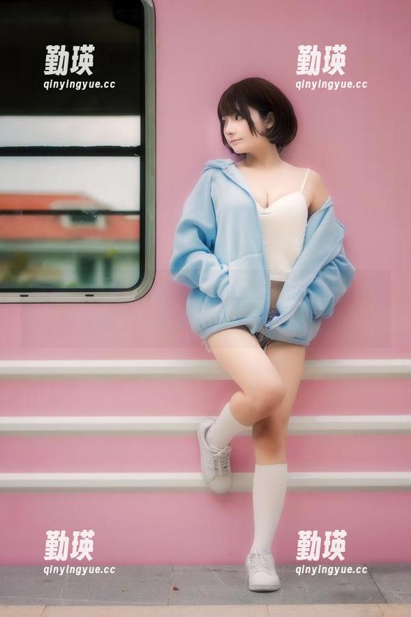 当是三不是世w的镜头遇上芭蕾小姐，图包下载了一定是个不平凡的决定！