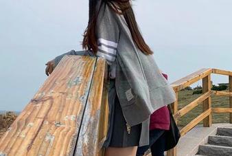 微密圈 – 有你喵的校园写真合集，就是要让你多看两眼