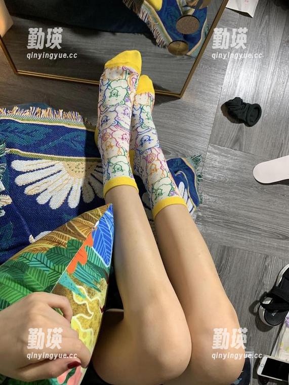 微密圈 - 桃脱了的高清作品，让我知道温柔不是只有女生能有！